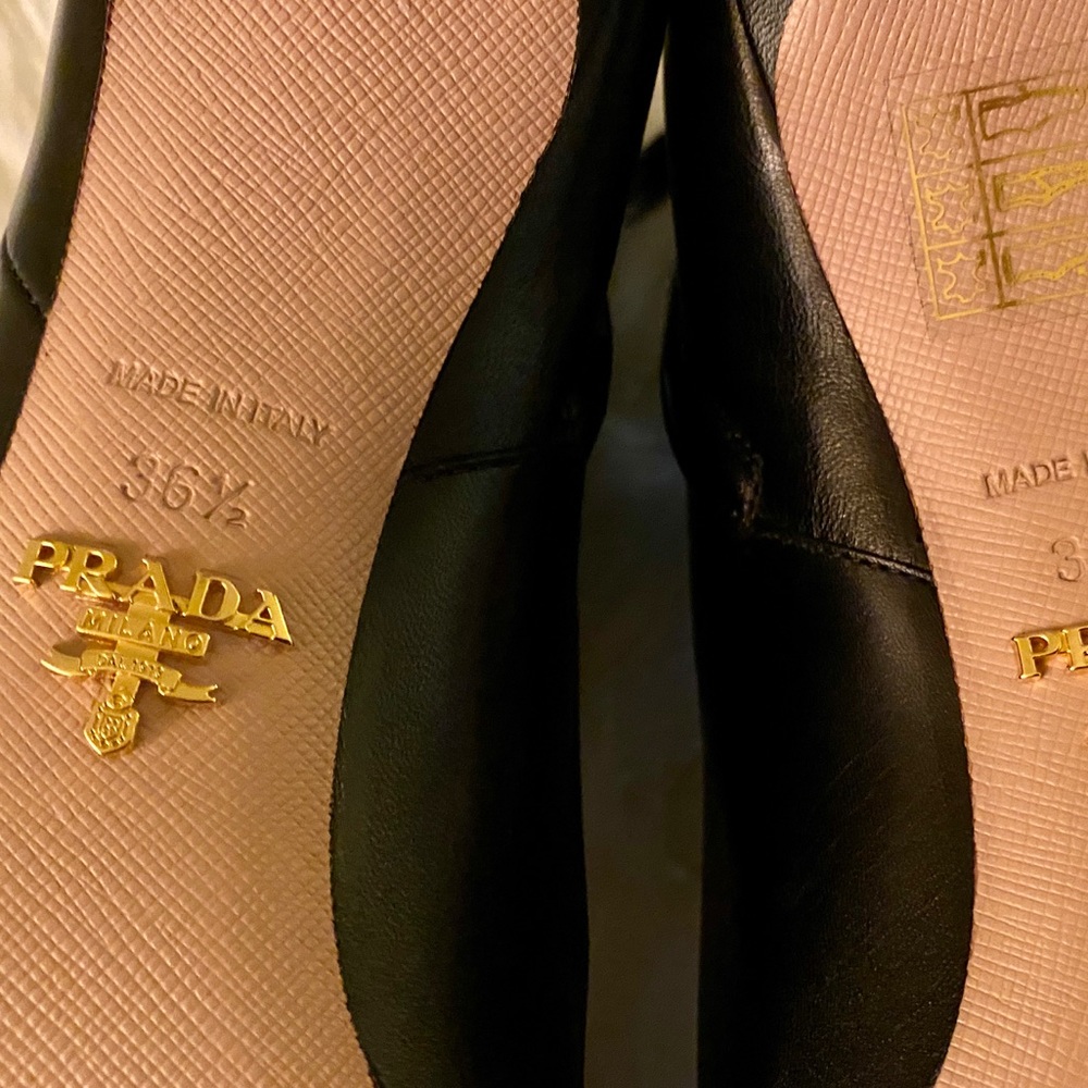 *BRAND NEW* Prada Pointy Toe Booties - Picture 4 of 7